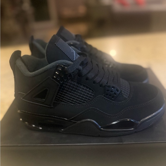 Jordan 4 Black Cats - Picture 5 of 5